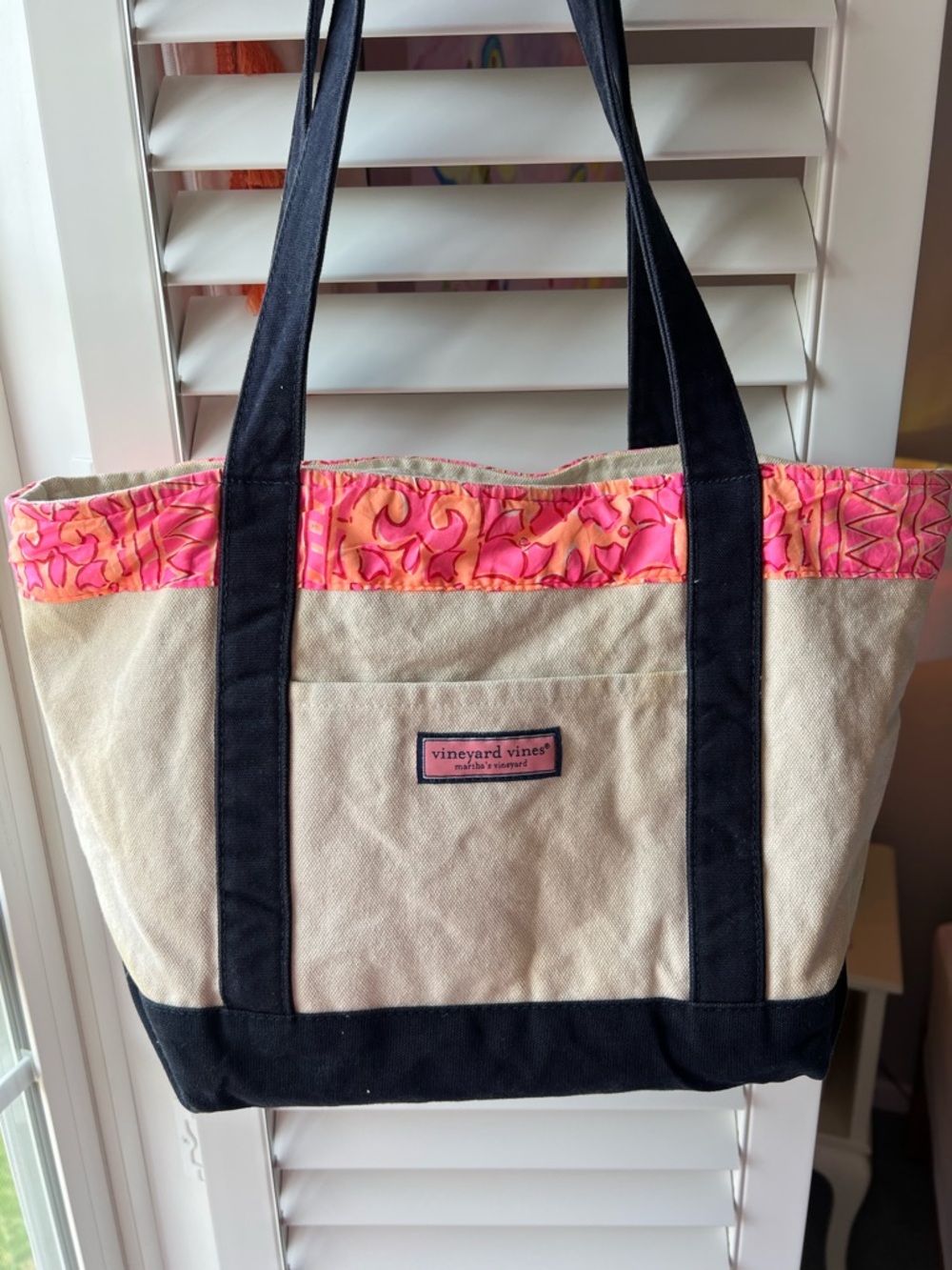 Vineyard Vines Tote Bag - Picture 4 of 7